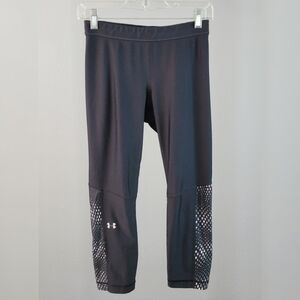 UNDER ARMOUR // black & grey leggings